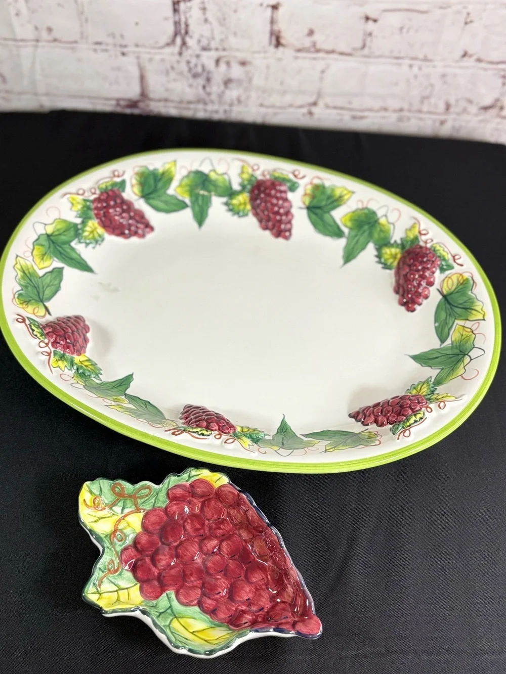 Hand-Painted Grape Ceramic Serving Platter - Red & Green